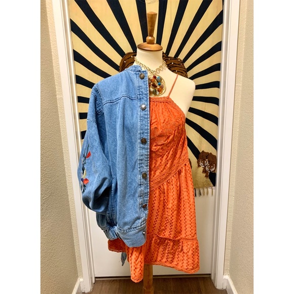 Free People Dresses & Skirts - 🌈 Stylish boho embroidery dress